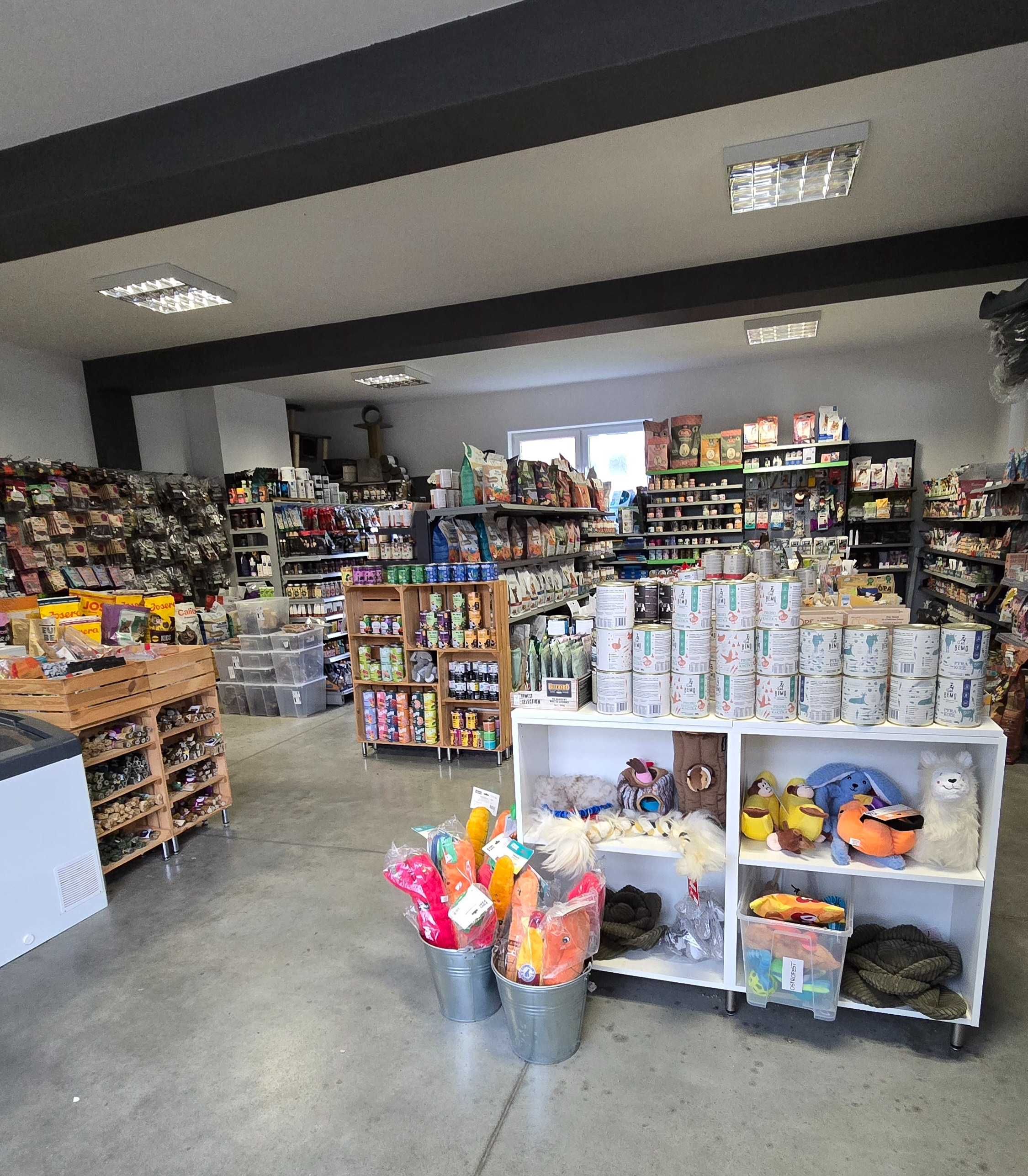 OVER ZOO - szampon dla psów o sierści czarnej i ciemnej 250ml