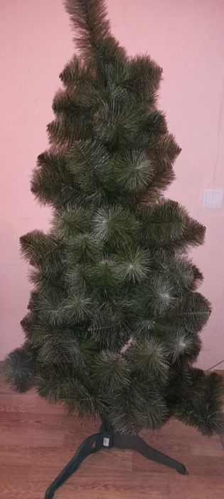 Продам искусственную ёлку(сосна). Харьков, Холодногорский р-