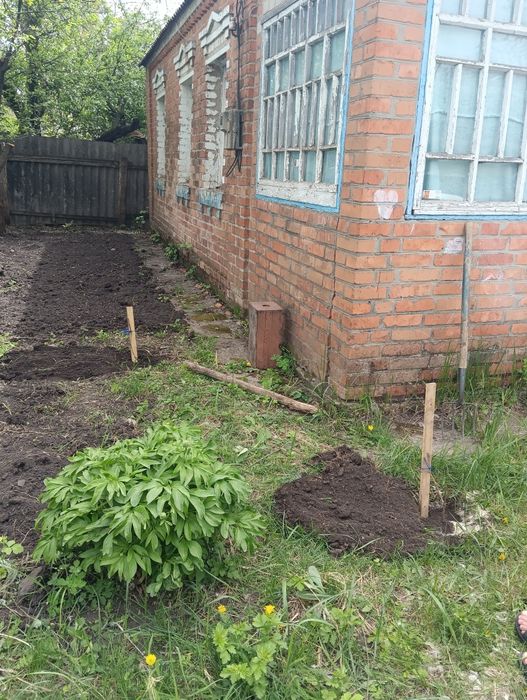 Терміново продам будинок с. Новоберецьк  Харківської області.