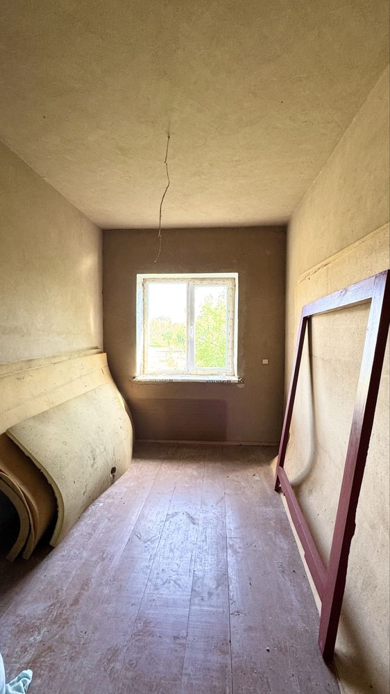 Продам будинок 115м2 в центрі смт Березна, 15 соток землі!