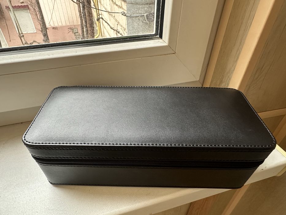 Кейс футляр для наручных часов из кожи