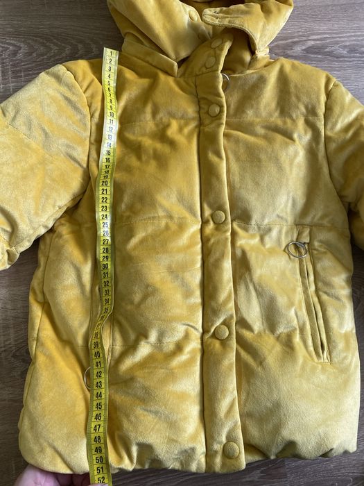 Куртка для дівчинки зима.