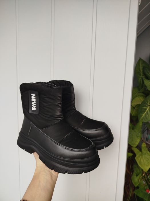 Зимове взуття для дівчат черевики на овчині чорні 33 34 35 36 37 38