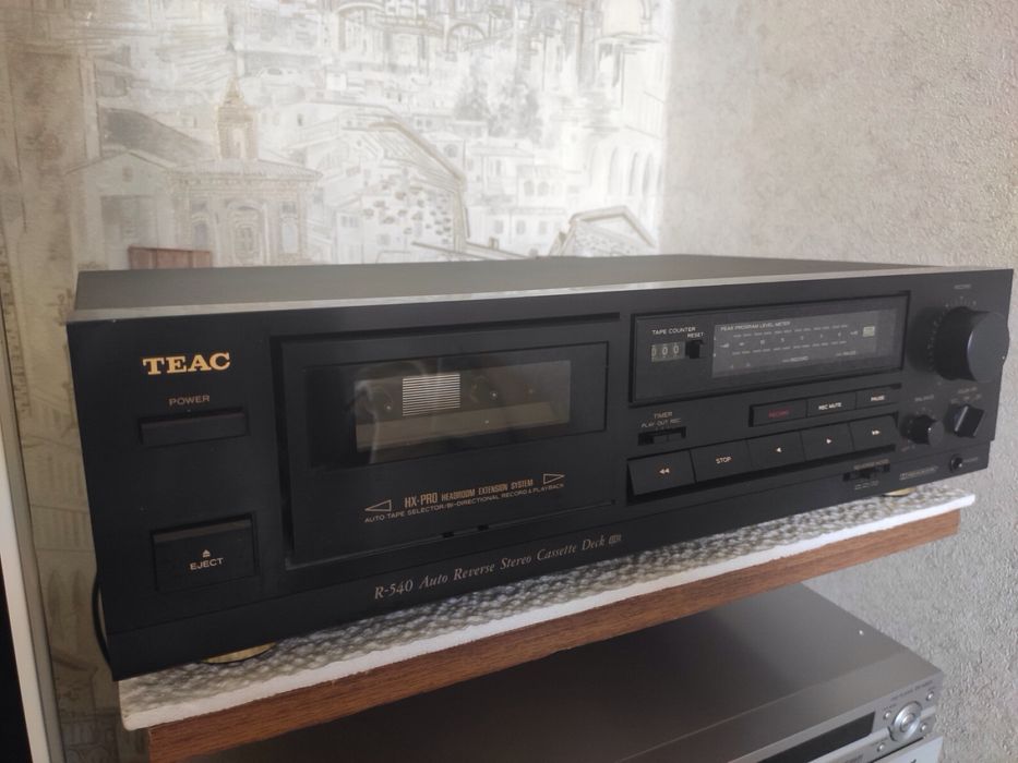 Кассетная дека TEAC-R540