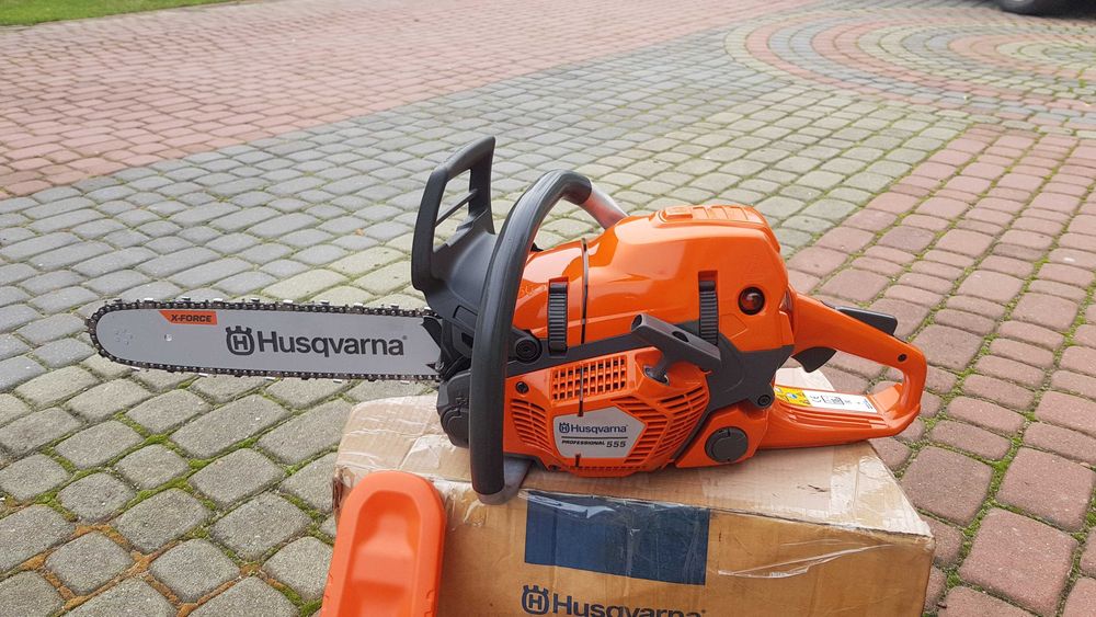 Piła spalinowa Husqvarna 555 Mark II 4.2KM