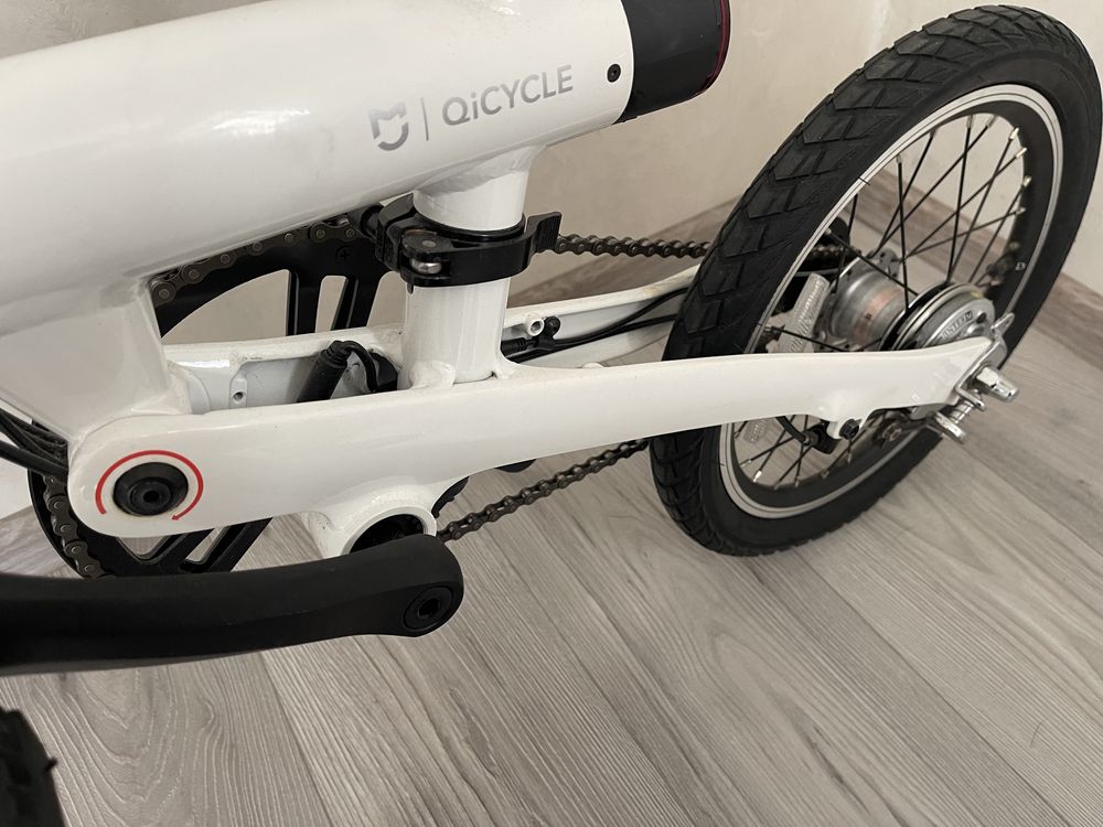 Велосипед с электро приводом MI Qicycle