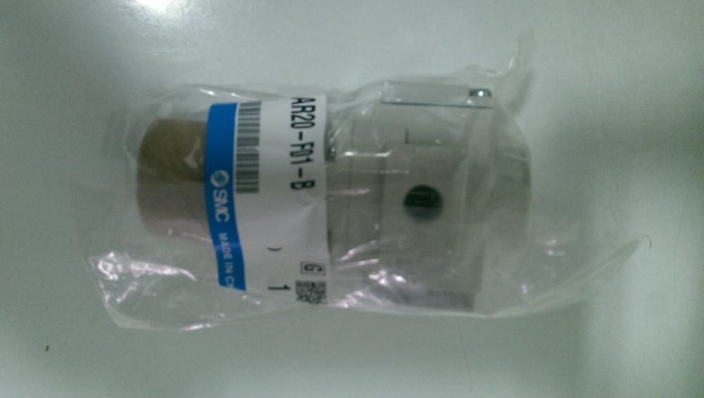 Regulador Smc AR20-F01-B + AR10-M5H-1