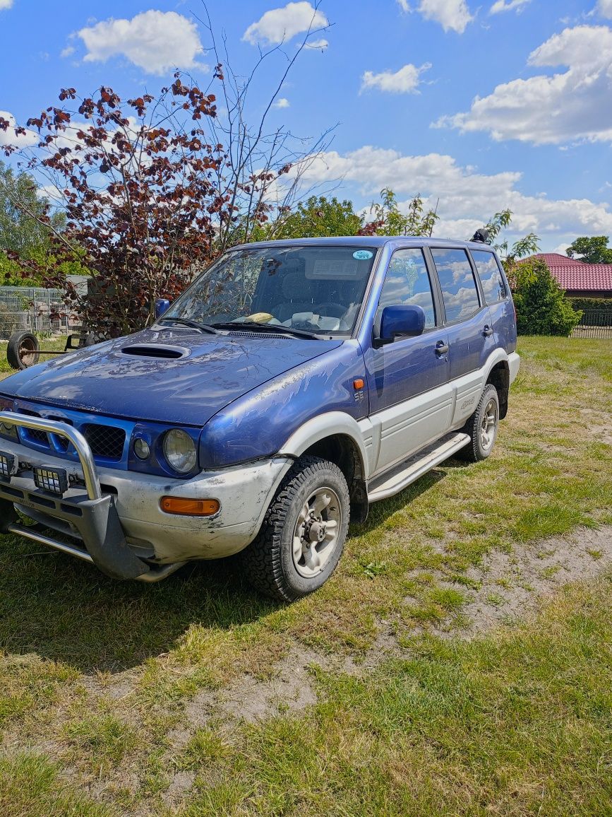Nissan Terrano 2