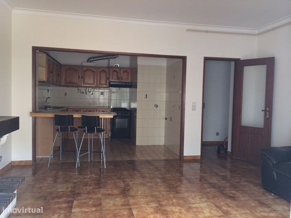 T1 c/ garagem centro de Leiria