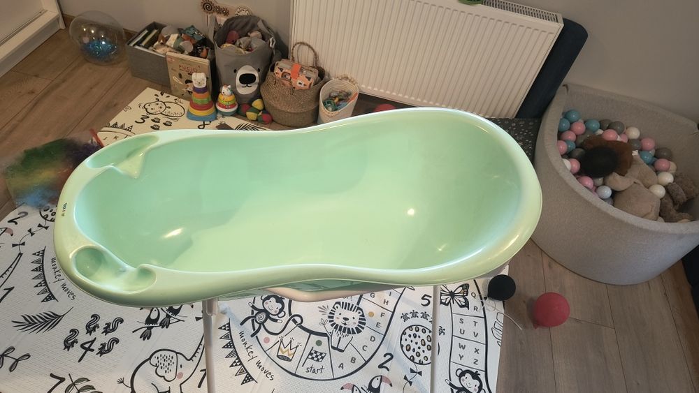 Wanienka tegababy że stojakiem