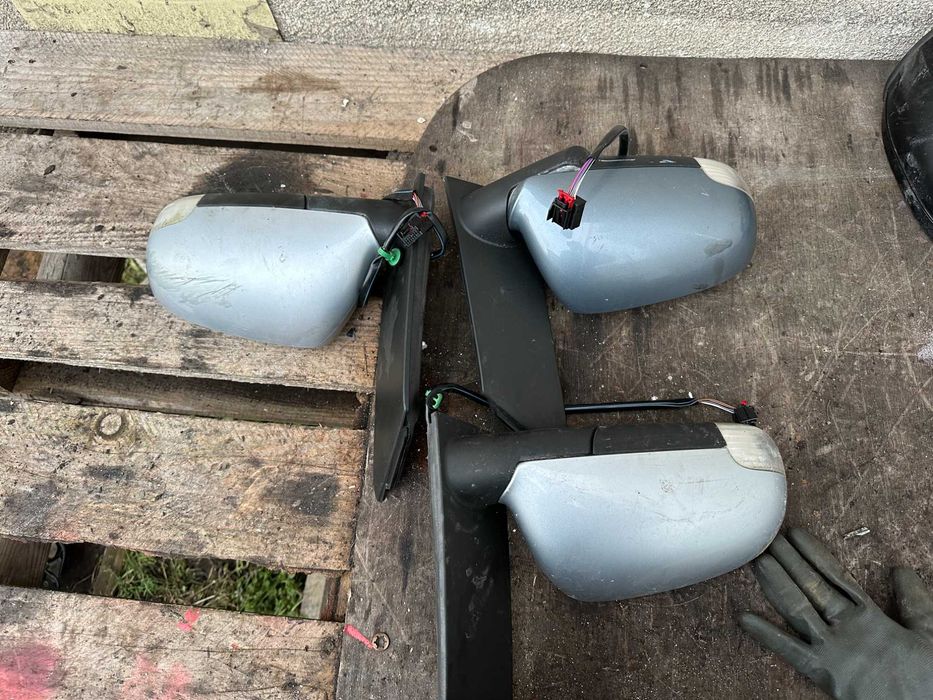 Дзеркало ліве праве Тауран VW Touran 2004-2010