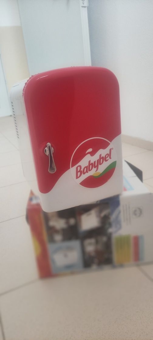 Mini Refrigerador / Aquecedor Viagem - NOVO