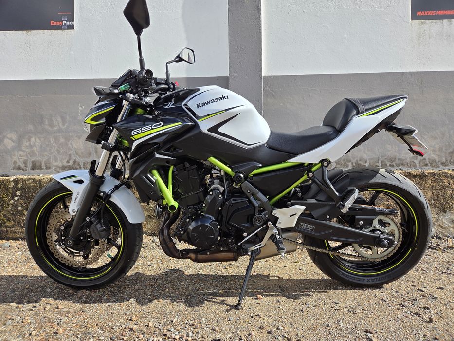 Kawasaki Z650 - Excente estado