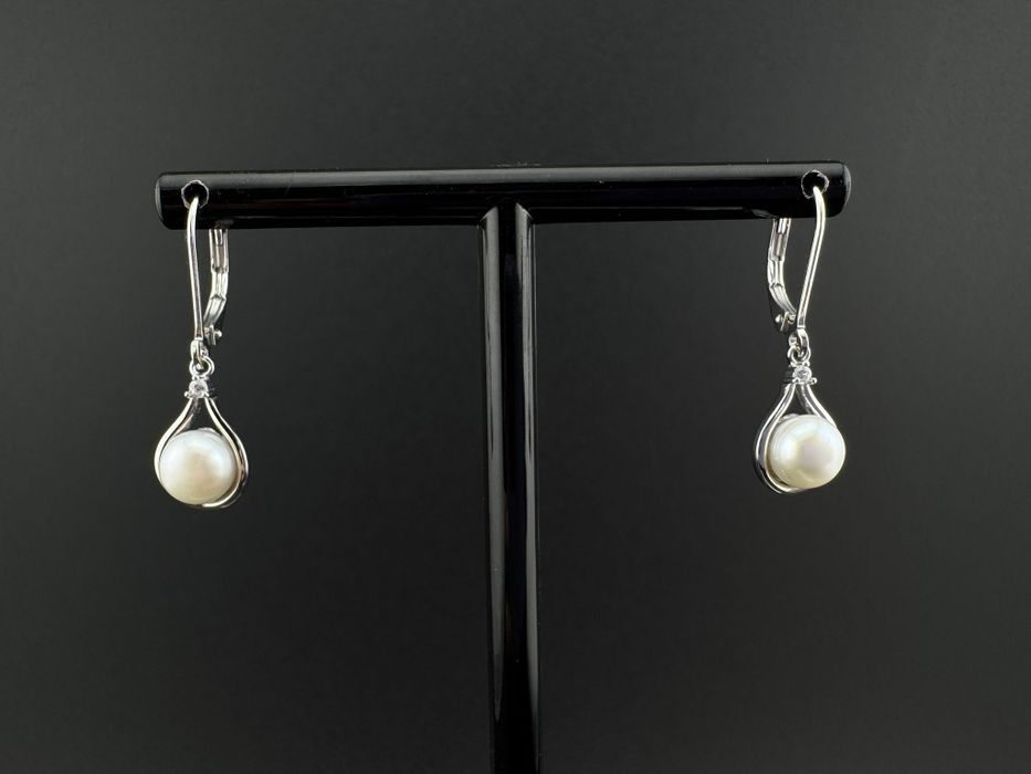 Kolczyki wiszące srebrne pr.925 z perłą