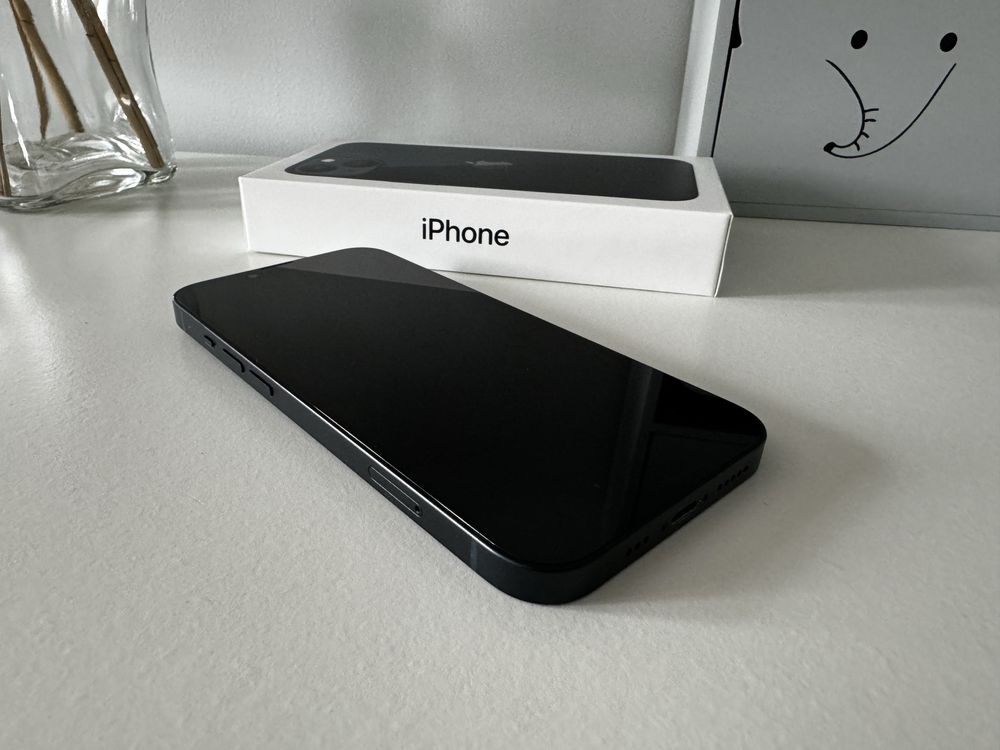 Apple iPhone 13 256GB Midnight