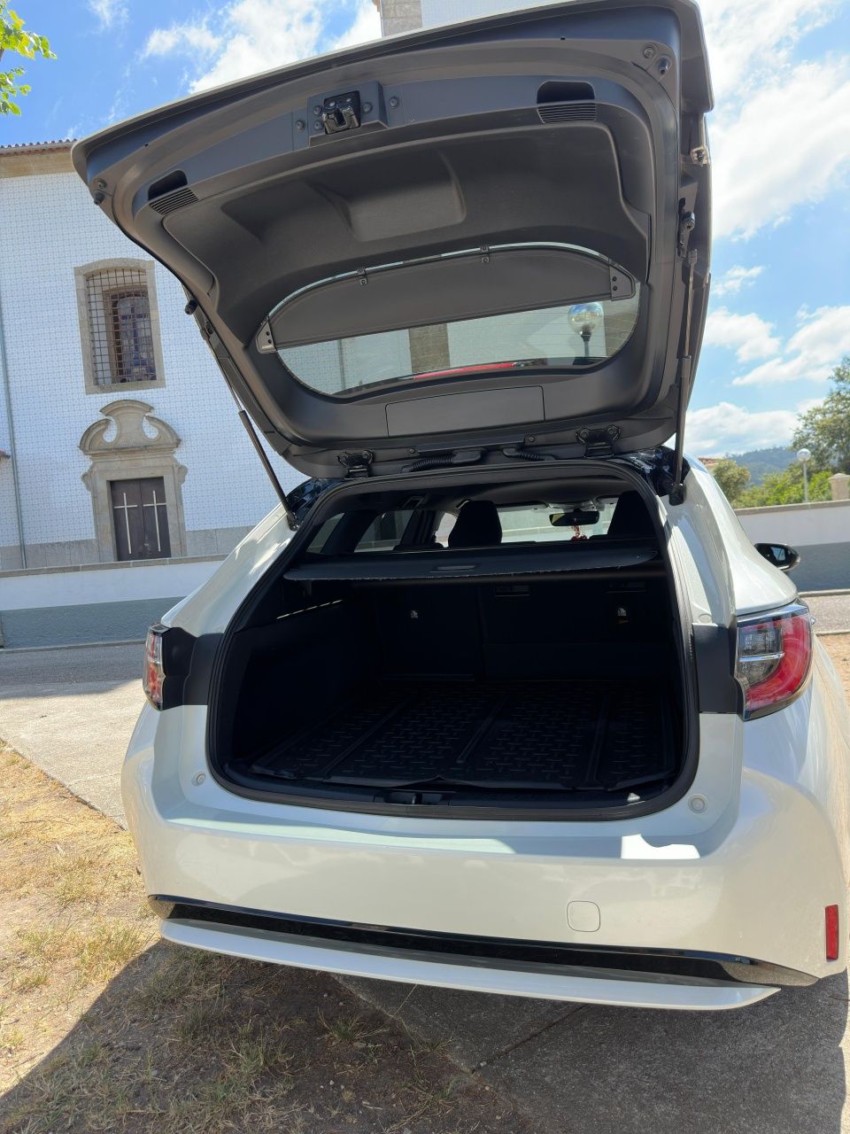 Toyota Corolla Touring Sport Square Collection Hybrid