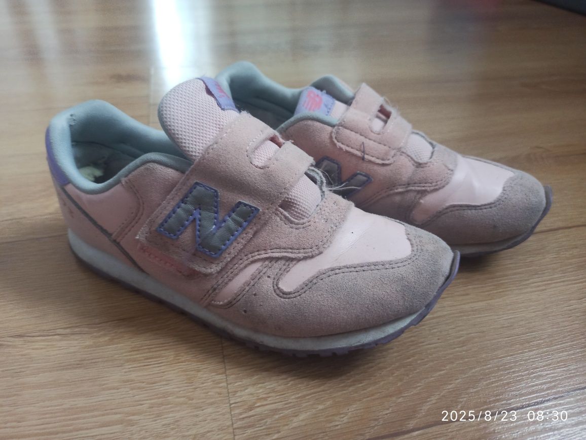 Buty dziewczęce New Balance r 33.5