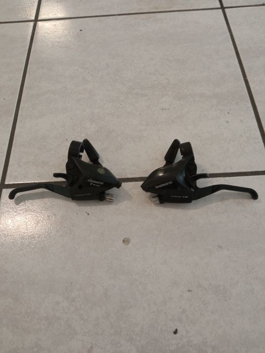 Manetes de travão