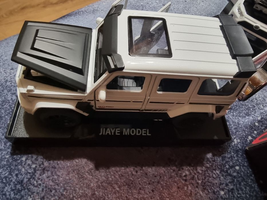 Модель авто 1:32