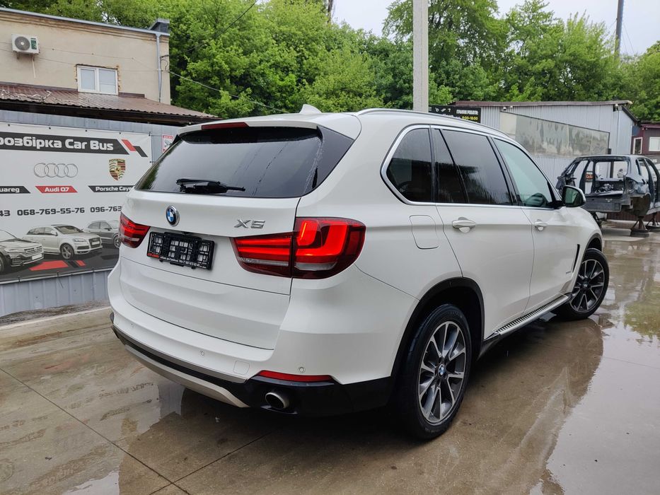 Разборка BMW X5 F15 3.0I розборка БМВ Х5 Ф15 шрот запчастини кузов