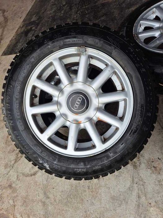Koła felgi z oponami Audi 80 B4 zimowe