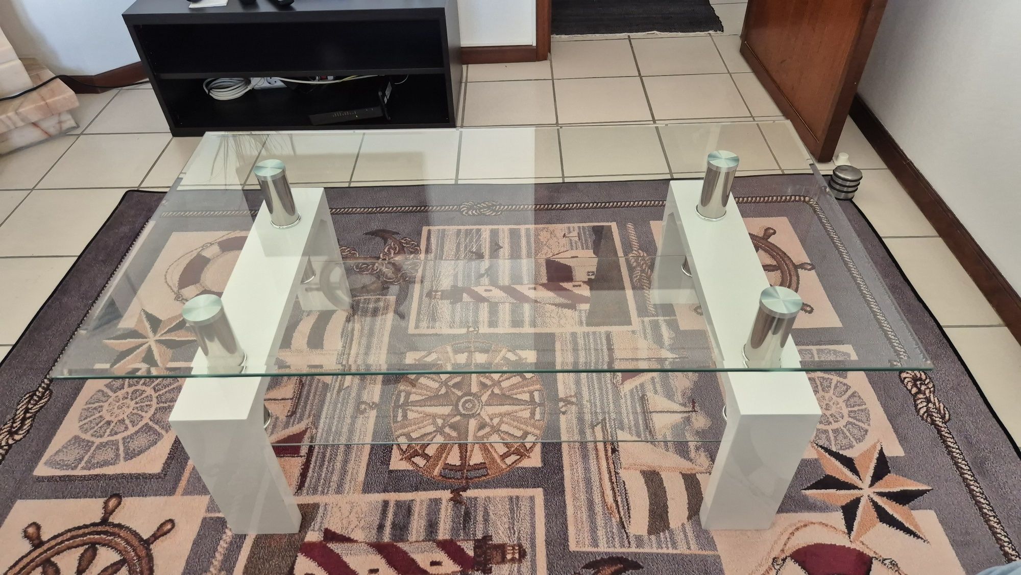 Mesa de centro em vidro