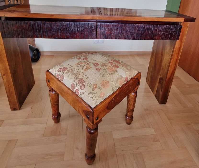 Taboret z drewna Palisander/ meble indyjskie