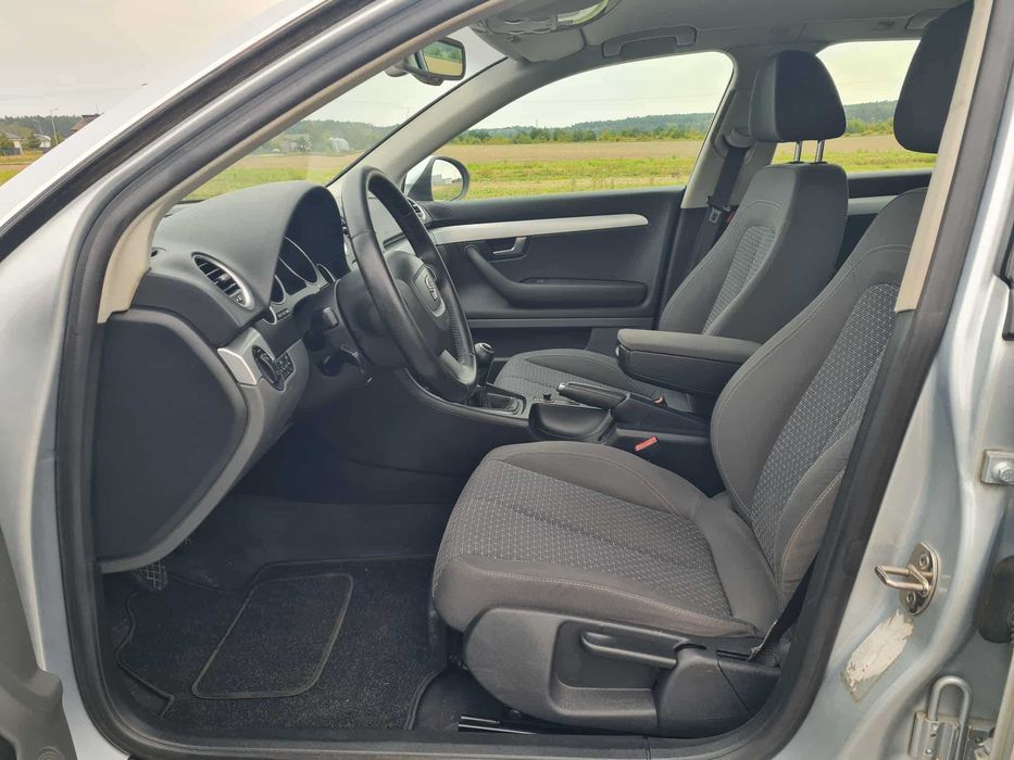 Seat Exeo 2.0tdi 140km climatronic tempomat alufelgi