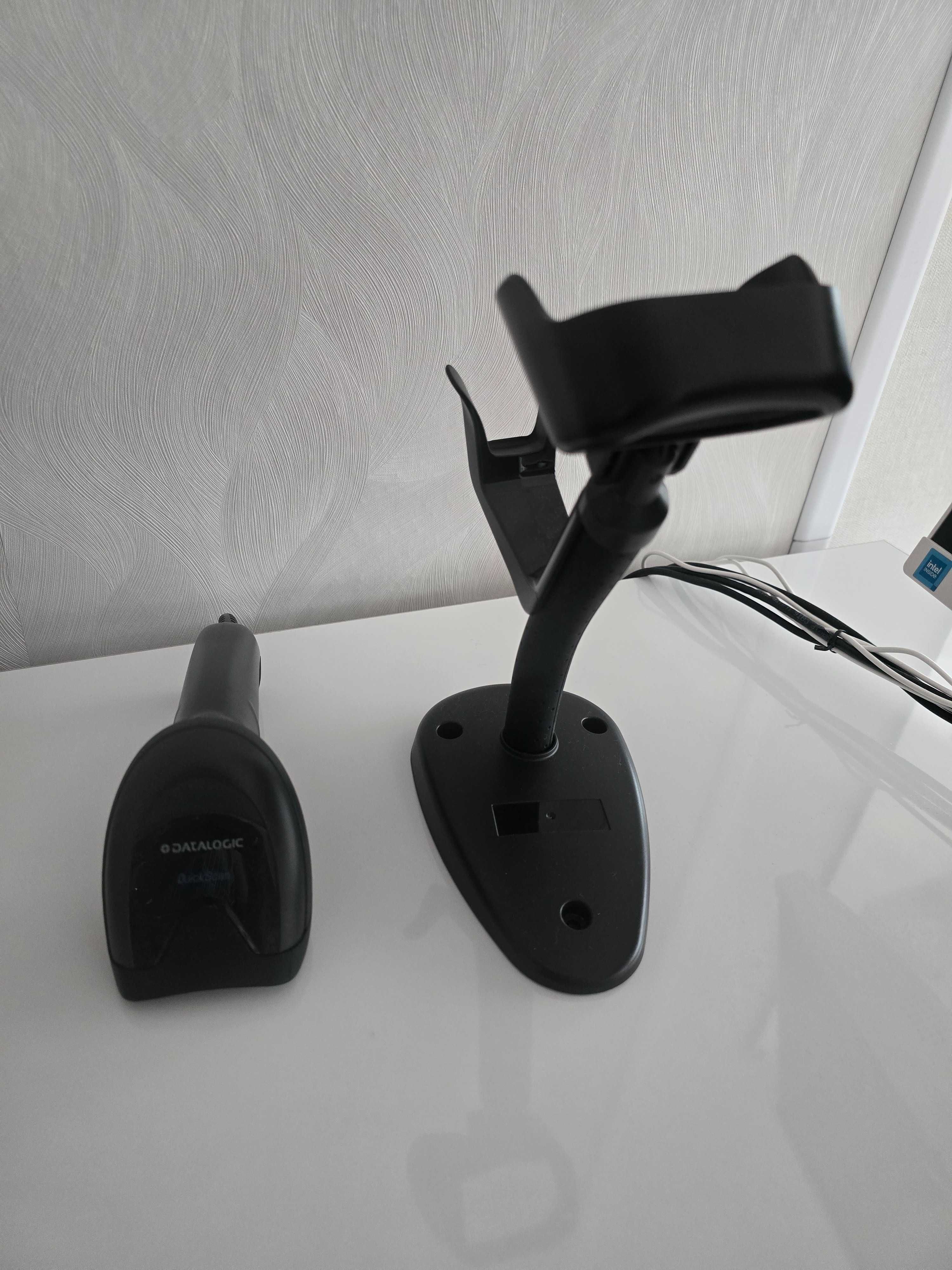 Leitor código de barras Datalogic QuickScan c/suporte