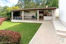 Casa / Villa T6 em Fiães de 250,00 m2