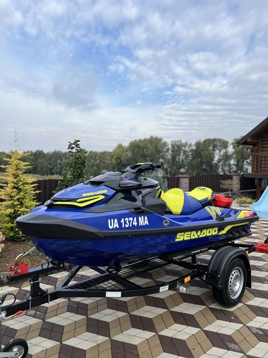 BRP Wake Pro 230