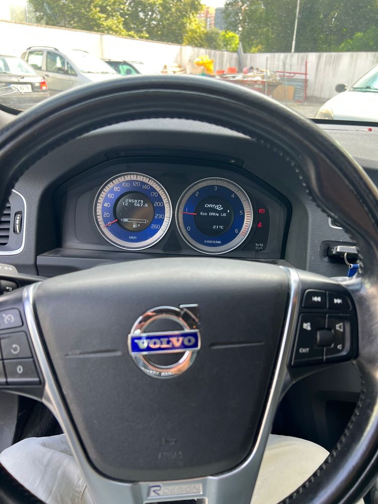 Volvo V 60 R Design