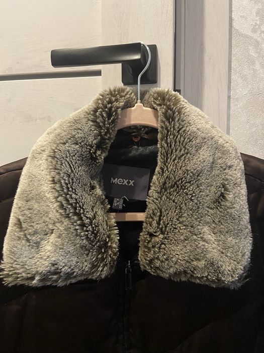 Жіноча куртка, пальто, пуховик