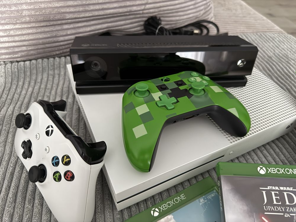 Xbox One S 500GB z napędem optycznym + 4 gry + 2 pady + Kinect