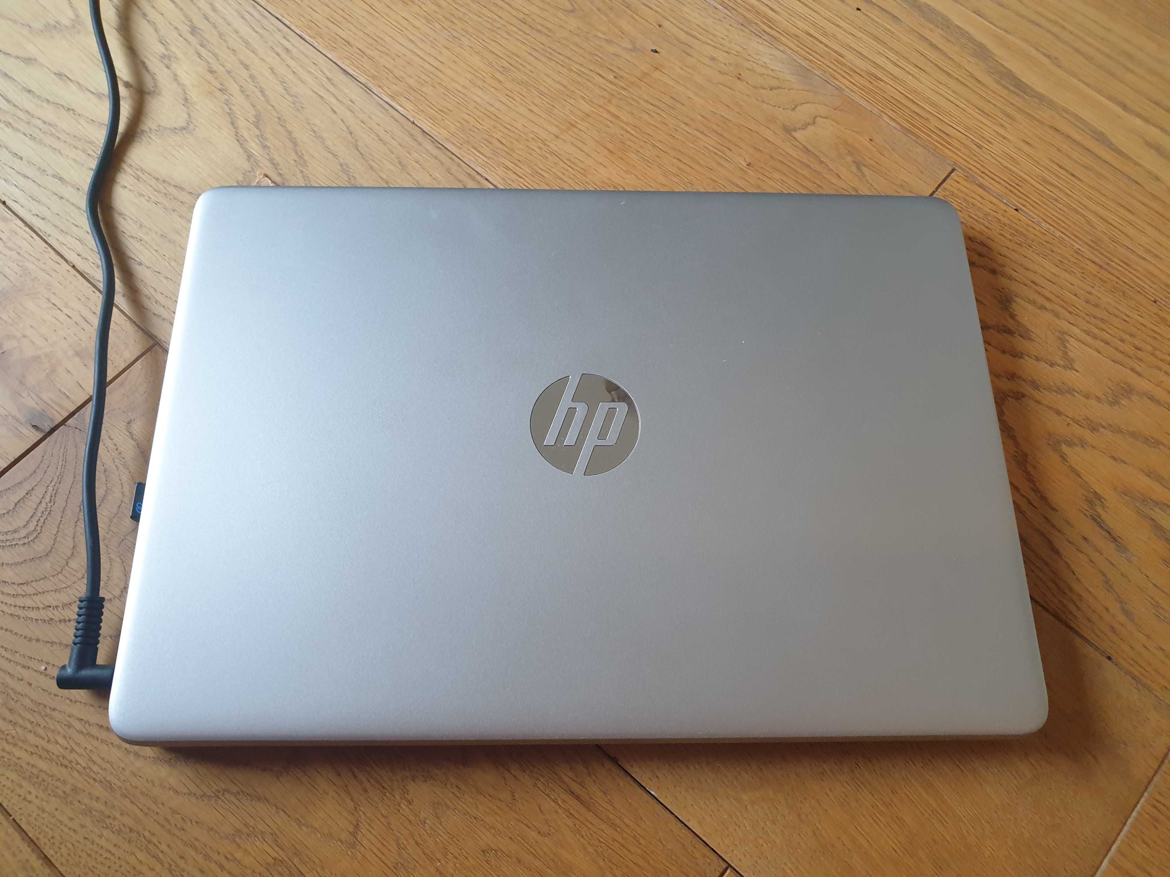 Laptop HP 14s-fq0xxx – AMD 3020e, 4GB RAM, Dysk 64 GB – STAN BDB!