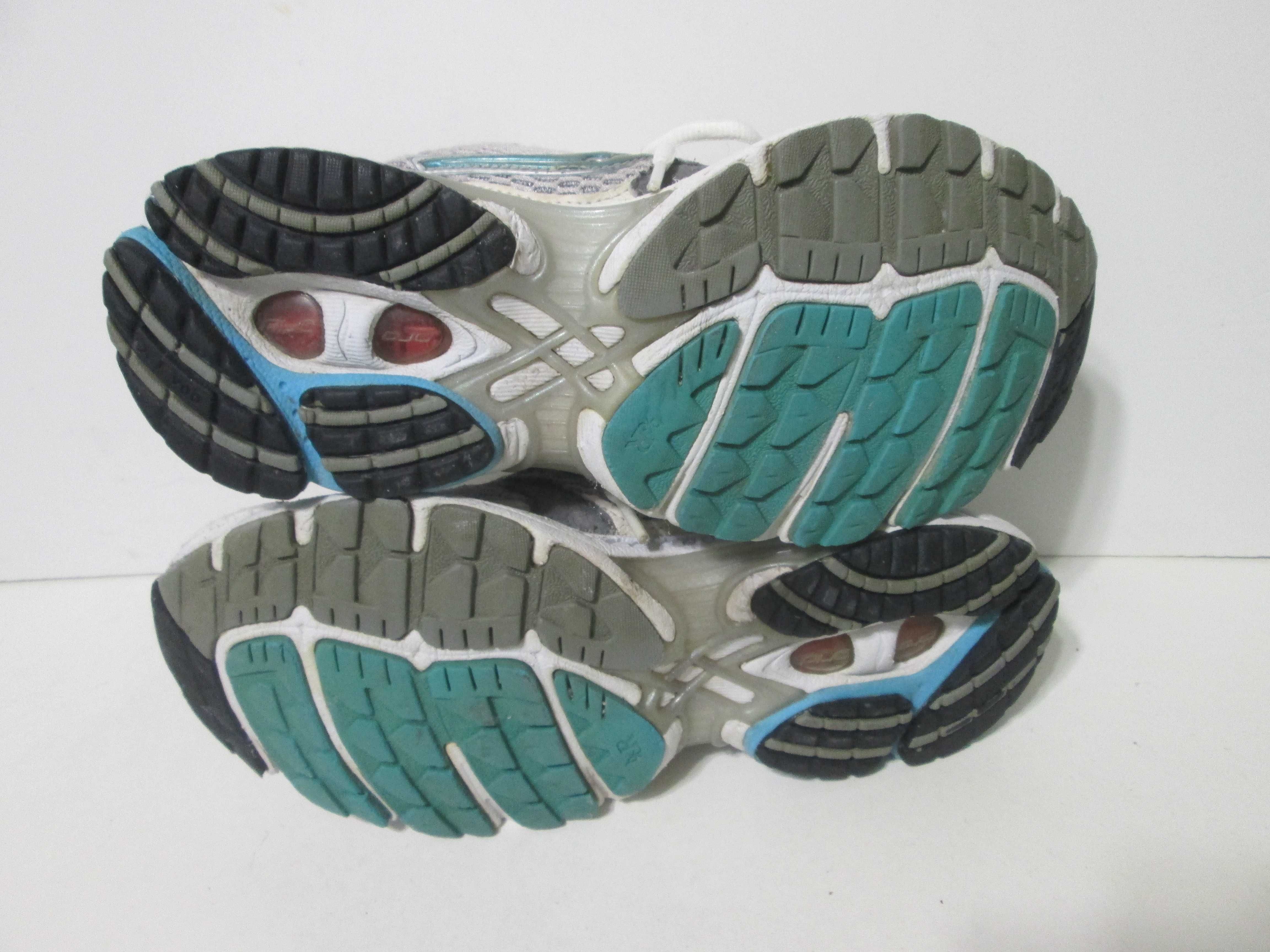 Кроссовки женские Saucony 38 размер