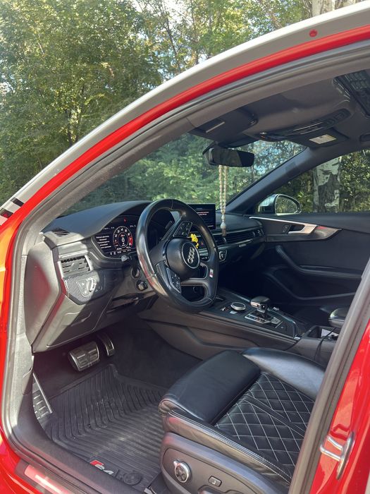 Продам/обме Audi S4 b9