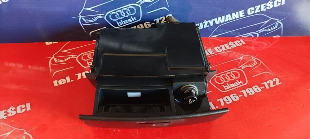 Popielniczka Deski Rozdzielczej Kokpitu Kia Sorento 2.5 2004r