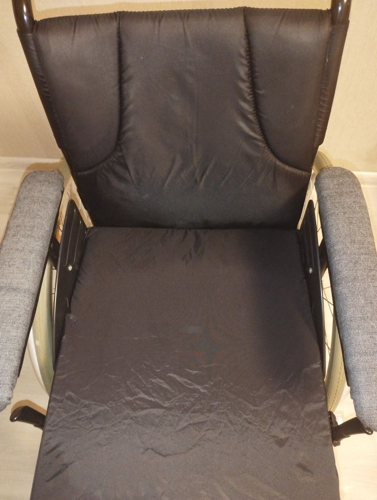 инвалидная коляска кресло , інвалідний візок (супер лёгкое )