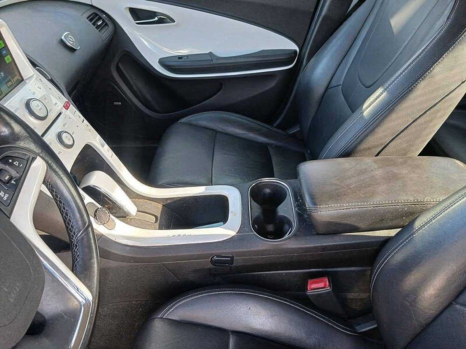 Chevrolet Volt Premium      2014