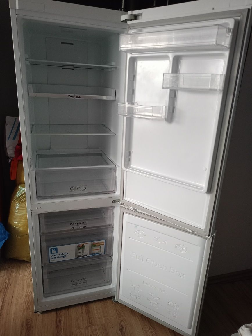 Lodówka Samsung rb31ferndef. Do naprawy.