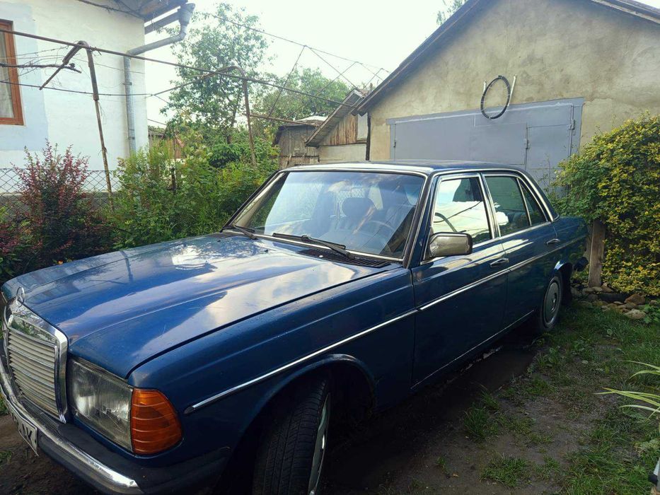 Mercedes 123 2.4D