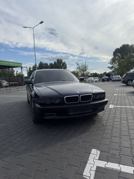 Разбор шрот разборка BMW E38 E34 4.0 2.0 M50