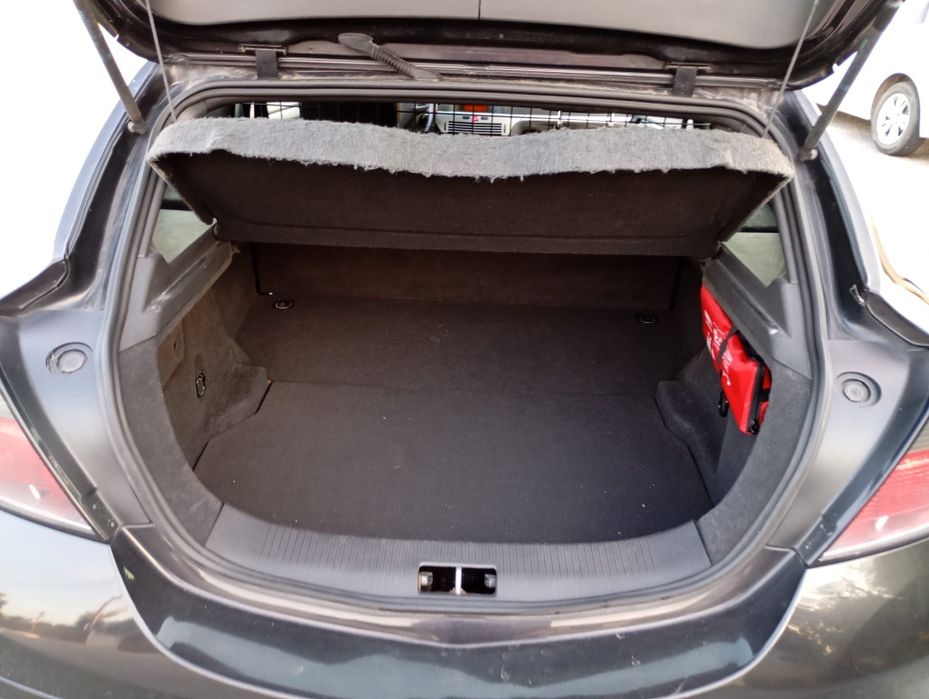Opel Astra GTC 1.3 CDTi