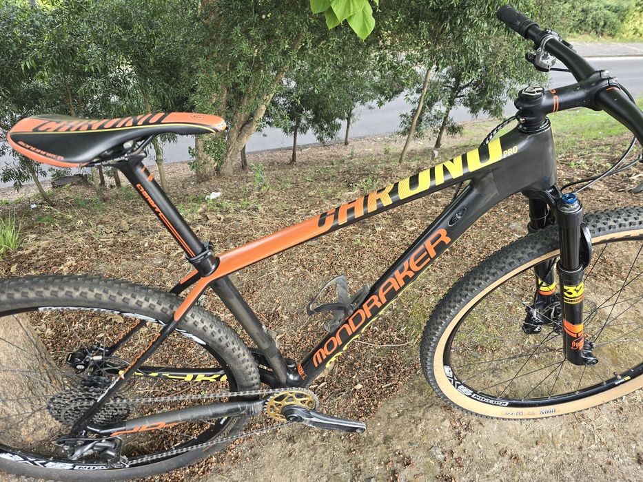 Mondraker de carbono 29 com fox L