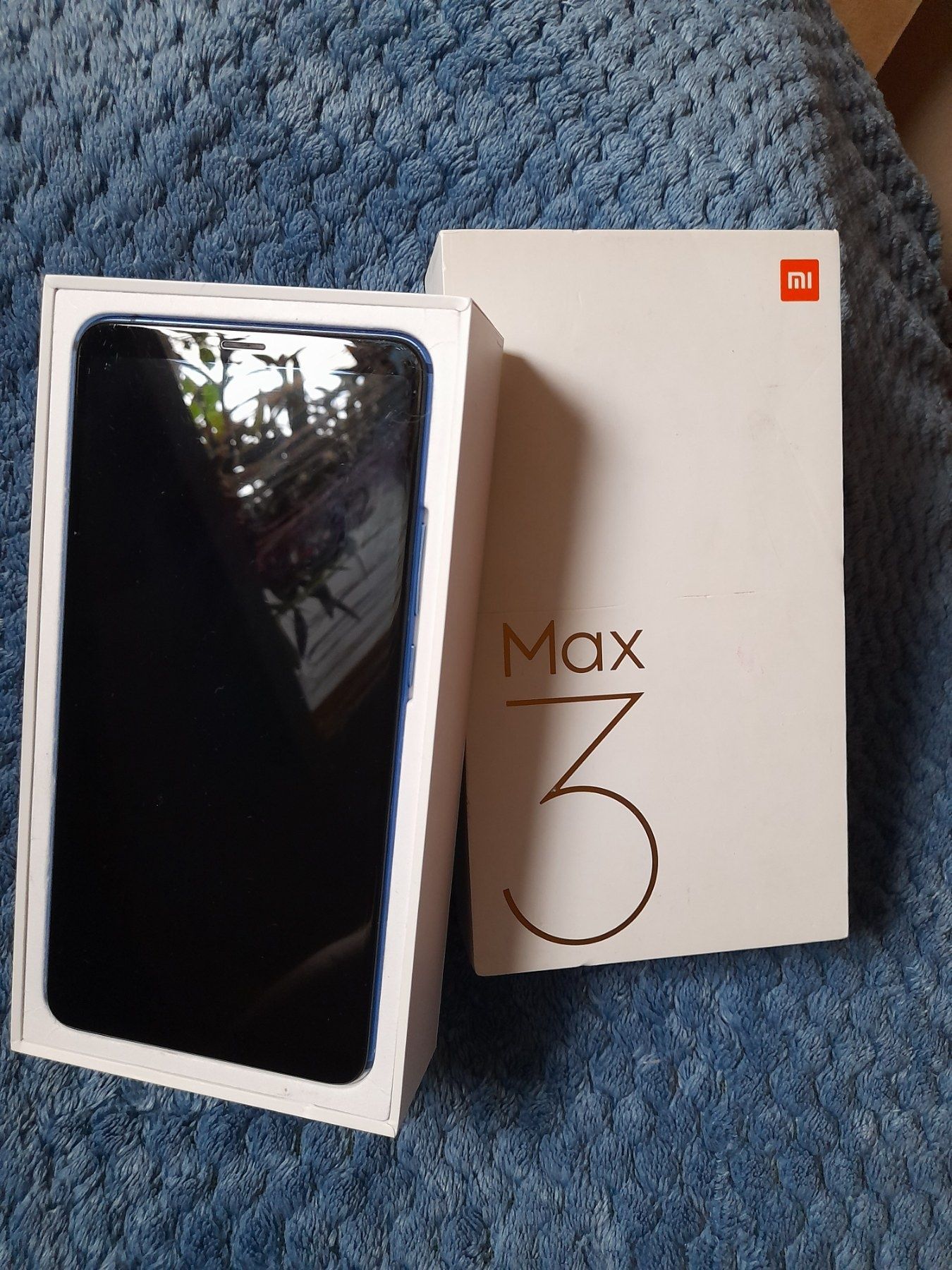 Продам Xiaomi mi max3