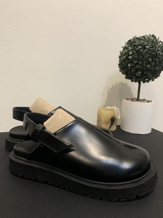 Uniqlo сабо клоги обмін