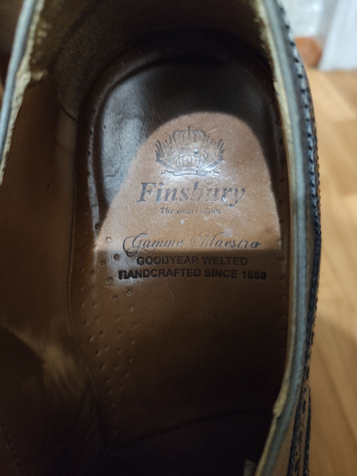 Туфли броги  Finsbury brogues