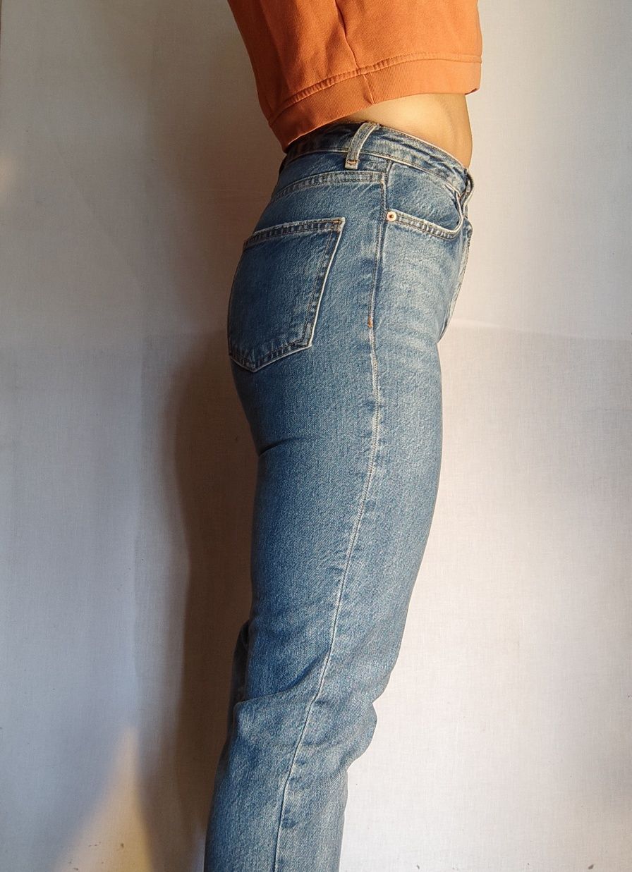 Jeansowe spodnie zara