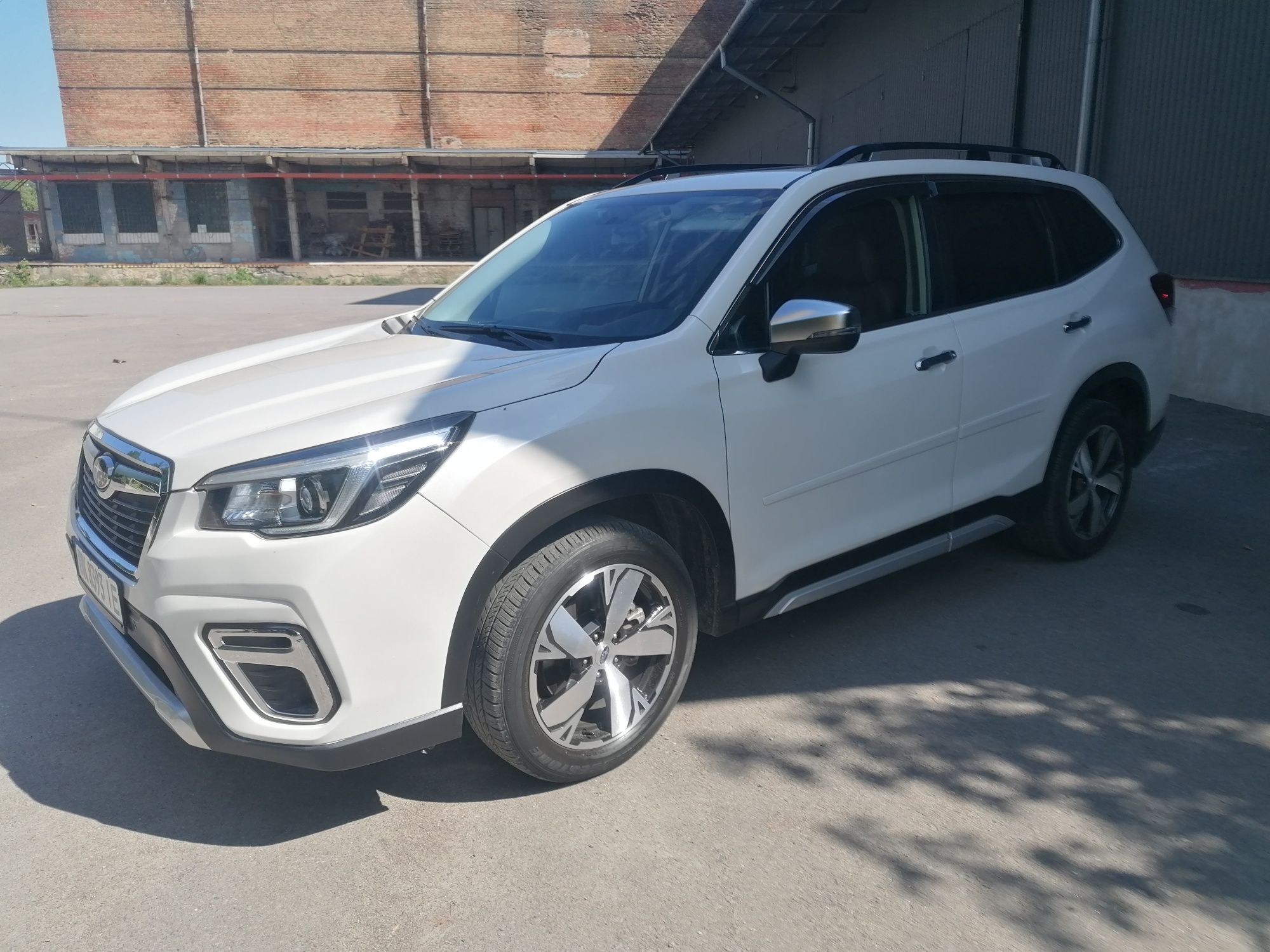 Субару форестер 2019 TOURING